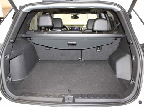 Used 2023 Chevrolet Equinox Premier image 8
