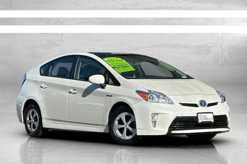 Used 2015 Toyota Prius Three image 2