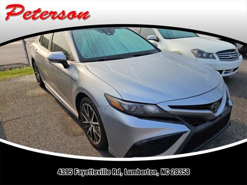 Certified 2022 Toyota Camry SE image 1