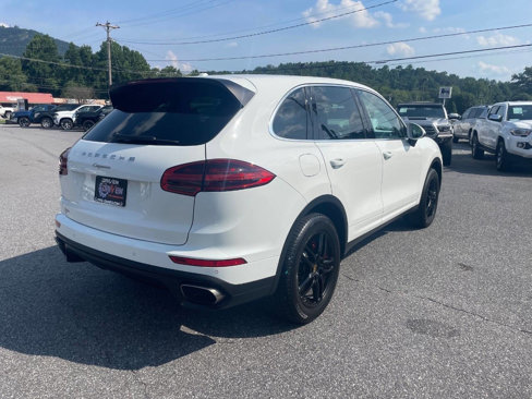 Used 2016 Porsche Cayenne image 8