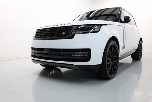 Used 2023 Land Rover Range Rover SE image 53