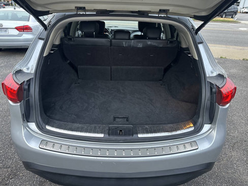 Used 2011 INFINITI FX35 AWD image 19