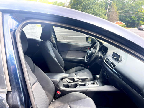 Used 2014 MAZDA MAZDA3 i SV image 36