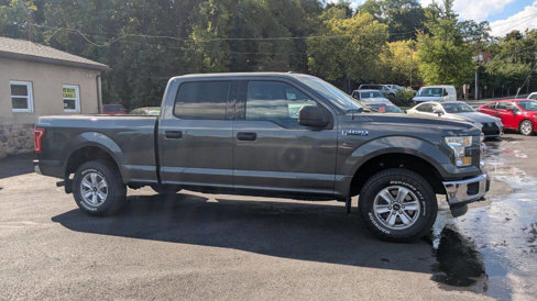 Used 2016 Ford F150 XLT w/ Trailer Tow Package image 9