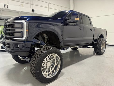 Used 2023 Ford F250 Platinum image 7