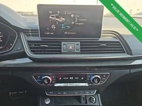 Used 2018 Audi SQ5 Prestige w/ Prestige Package image 15