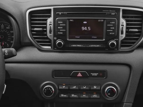 Used 2017 Kia Sportage LX image 13