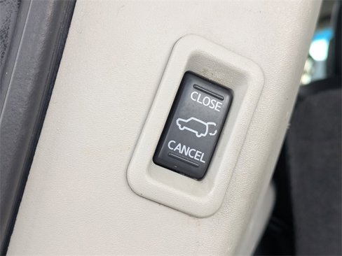 Used 2014 Nissan Armada Platinum w/ 2nd Row Captain Seat Package image 13