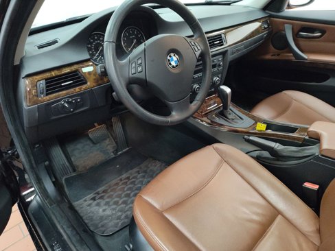 Used 2008 BMW 335xi Sedan image 4