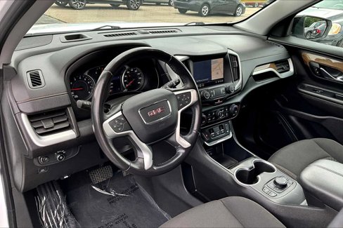 Used 2020 GMC Terrain SLE w/ Driver Convenience Package image 16
