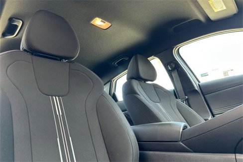 Certified 2025 Hyundai Elantra Sport image 17