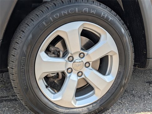 Used 2019 Jeep Compass Latitude w/ Popular Equipment Group image 31