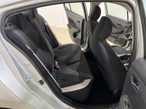 Used 2022 Nissan Versa SV image 13
