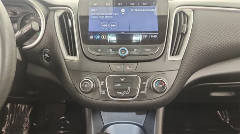Used 2023 Chevrolet Malibu LS image 16