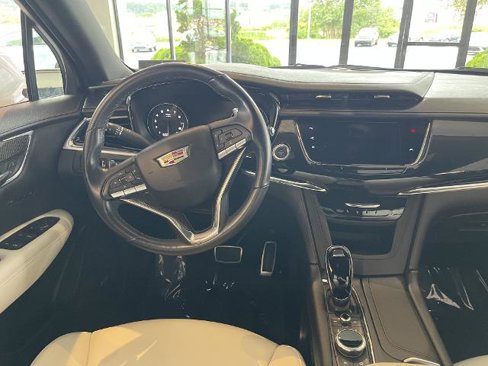 Certified 2022 Cadillac XT6 Sport w/ Technology Package image 25