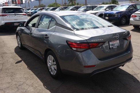 Used 2024 Nissan Sentra S image 6