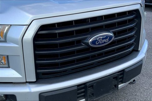 Used 2015 Ford F150 XLT w/ Equipment Group 302A Luxury image 29