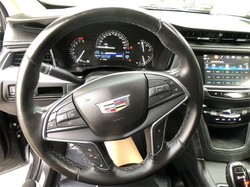 Used 2019 Cadillac XT5 Luxury image 14