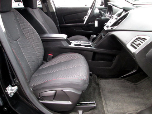 Used 2017 GMC Terrain SLE w/ Technology Package image 4