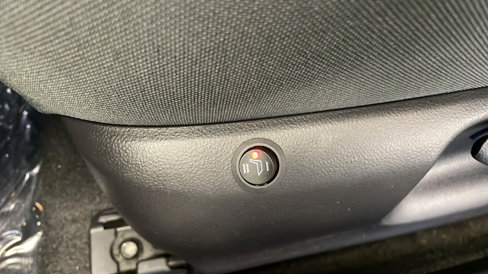 Used 2023 Toyota Prius LE image 53