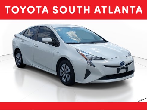 Used 2016 Toyota Prius Four image 1