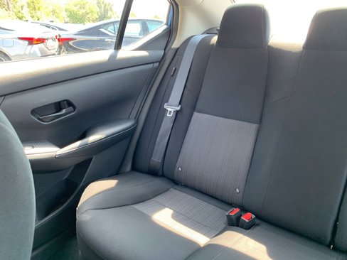 Used 2024 Nissan Sentra SV image 37