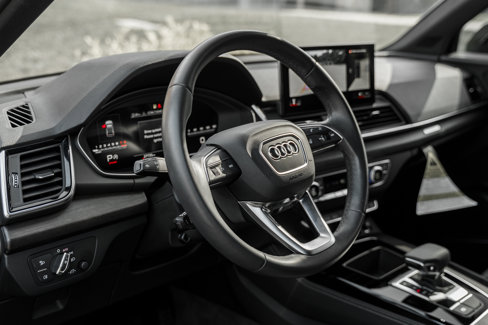 Used 2023 Audi Q5 2.0T Premium Plus w/ Premium Plus Package image 9