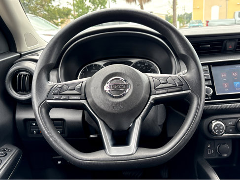 Certified 2021 Nissan Kicks S image 12