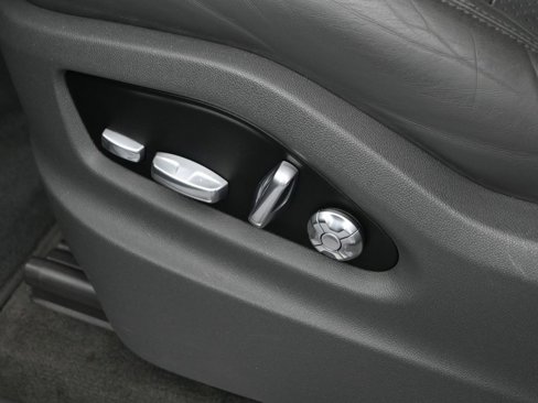 Certified 2019 Porsche Cayenne image 13