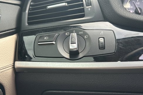 Used 2017 BMW X4 xDrive28i image 38