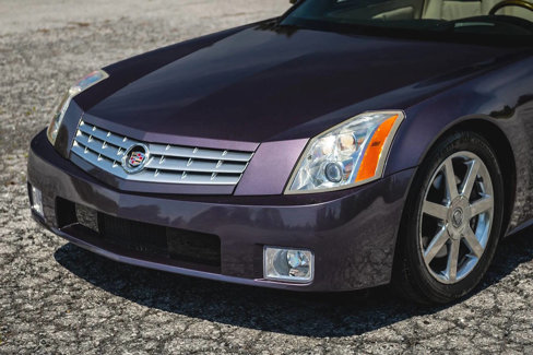 Used 2004 Cadillac XLR image 33
