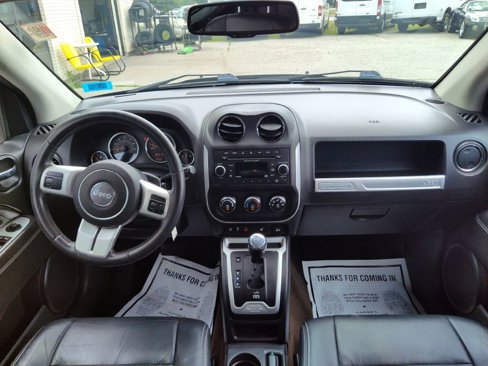 Used 2015 Jeep Compass High Altitude image 9