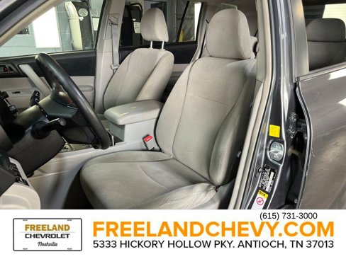 Used 2010 Toyota Highlander 2WD image 16