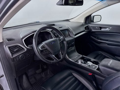 Used 2020 Ford Edge SEL image 9
