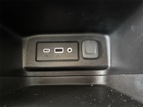 Used 2020 Chevrolet Equinox LT image 28