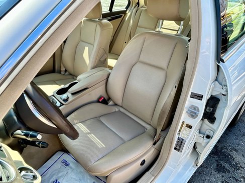 Used 2013 Mercedes-Benz C 300 4MATIC Sedan w/ Multimedia Pkg image 11