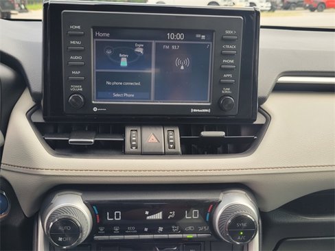 Used 2022 Toyota RAV4 XLE Premium image 25