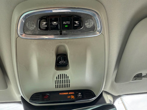 Used 2019 Volvo S60 T6 Momentum w/ Premium Package image 17