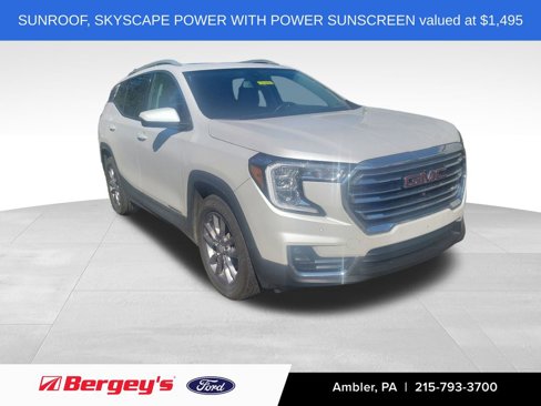 Used 2022 GMC Terrain SLT w/ Infotainment Package II image 1
