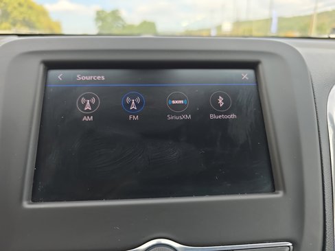 Used 2021 Chevrolet Equinox LT w/ LPO, Cargo Package image 28