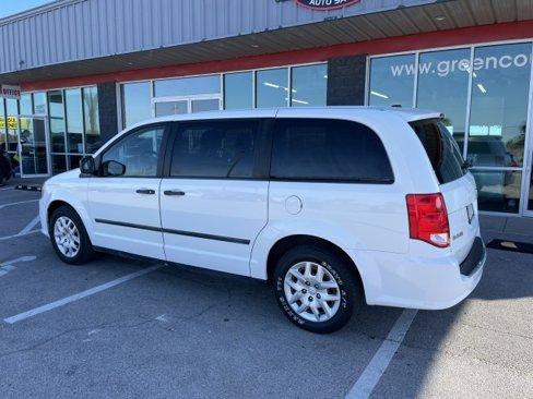 Used 2015 RAM C/V Tradesman w/ UConnect Hands-Free Group image 4