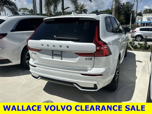 Used 2024 Volvo XC60 B5 Plus w/ Protection Package Premier image 3