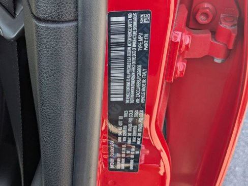 Used 2018 Jeep Renegade Altitude w/ Advanced Technology Group image 21