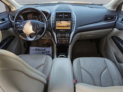 Used 2019 Lincoln MKC Reserve image 10