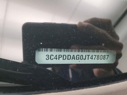 Used 2018 Dodge Journey SE image 33