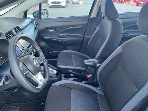 Used 2023 Nissan Versa SV image 21