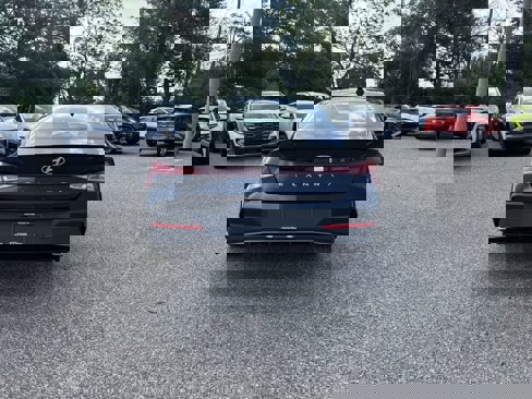 New 2025 Hyundai Elantra Sport w/ Cargo Package image 5
