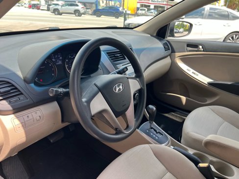 Used 2015 Hyundai Accent GLS image 15