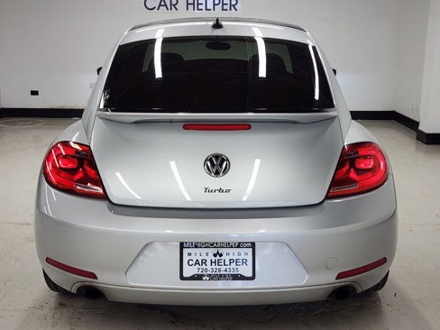 Used 2013 Volkswagen Beetle 2.0T image 6