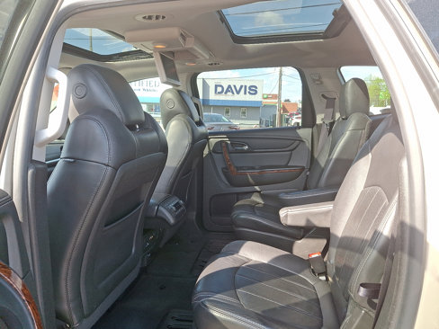 Used 2014 Chevrolet Traverse LTZ image 9